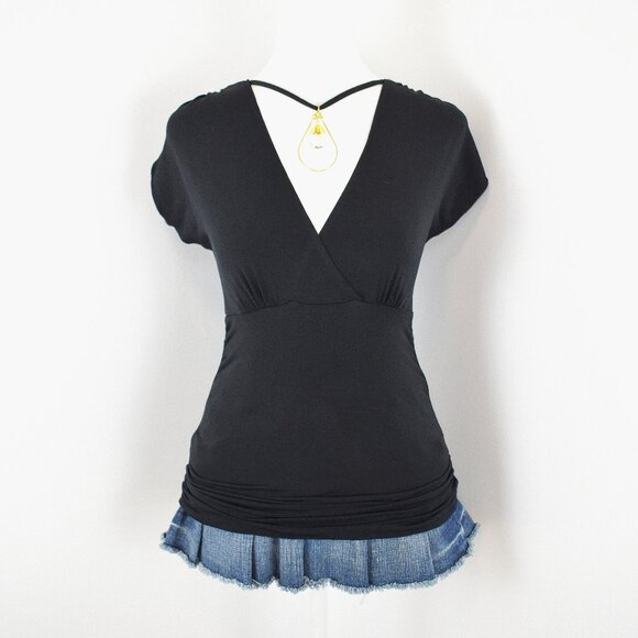 VTG 00s Y2K NWT BCX Black Low Cut V-Neck Wrap Bust Short Sleeve Gold Pendant Top - Picture 1 of 8